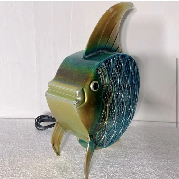 Deco Breeze Blue Yellow  Metal Fish Fan - Picture 3 of 15